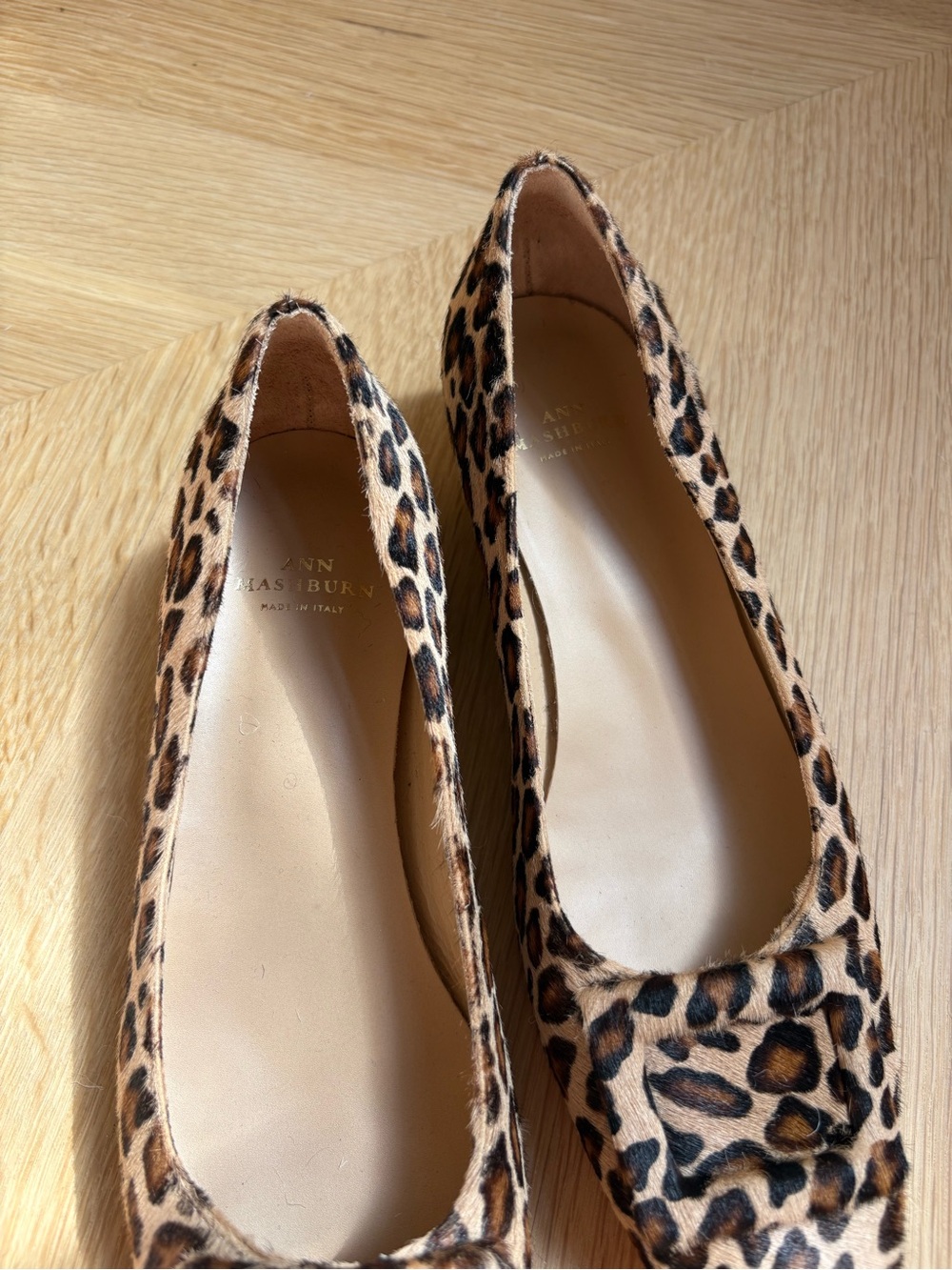 ANN MASHBURN Leopard-Print Heels in Brown and Black - Picture 2 of 5